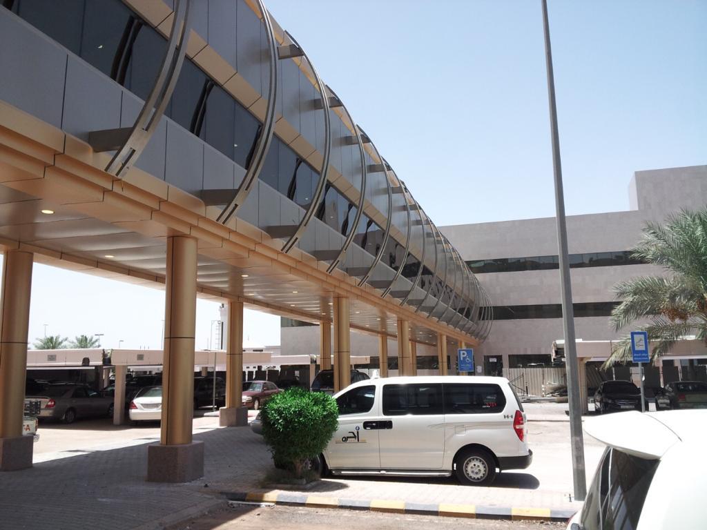 Pedestrian bridge at Al-Shumaisi Hospital